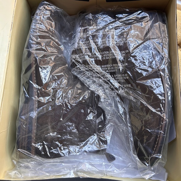 NIB Banana Republic Casual Suede Men’s Chelsea Boot in Brown Global - Size 11 main image 8